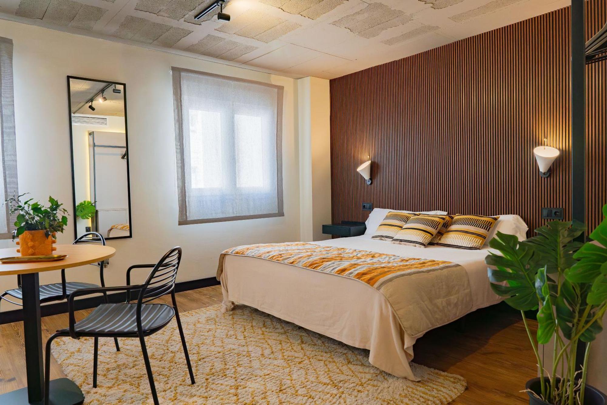 Bubu - Apartamentos En El Centro マラガ エクステリア 写真