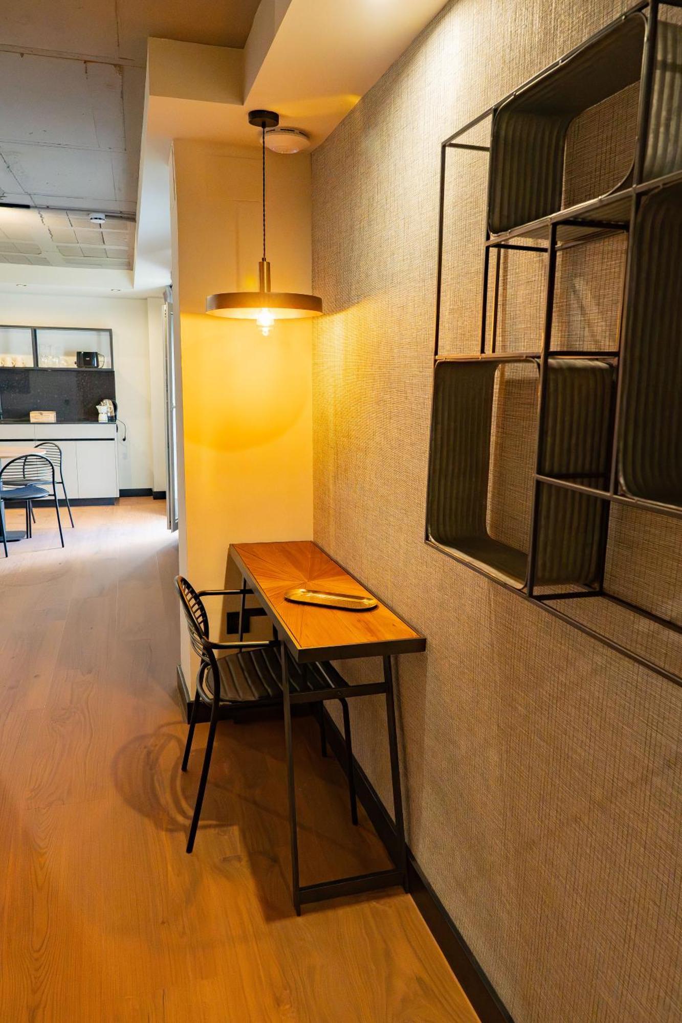 Bubu - Apartamentos En El Centro マラガ エクステリア 写真