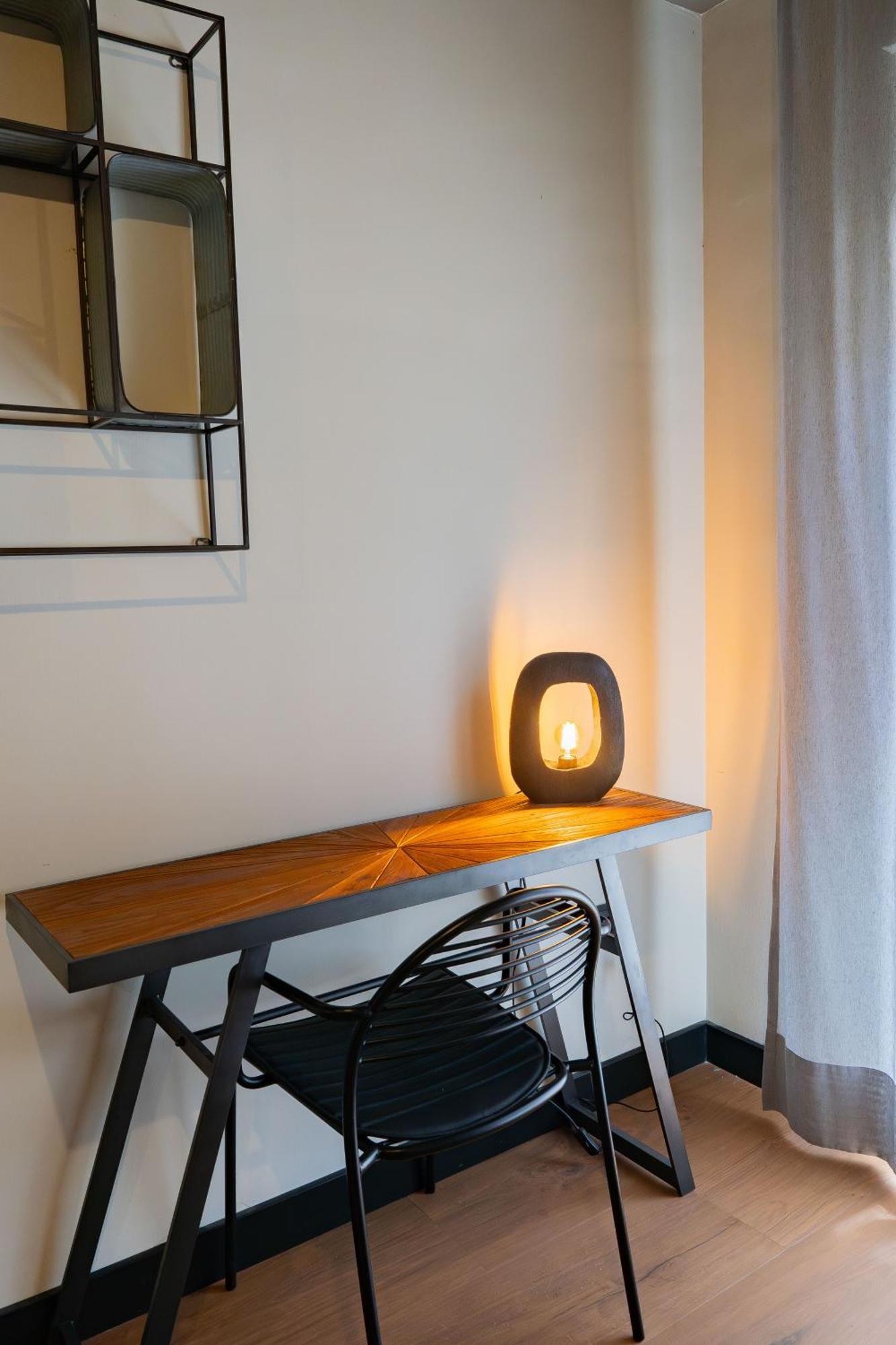Bubu - Apartamentos En El Centro マラガ エクステリア 写真