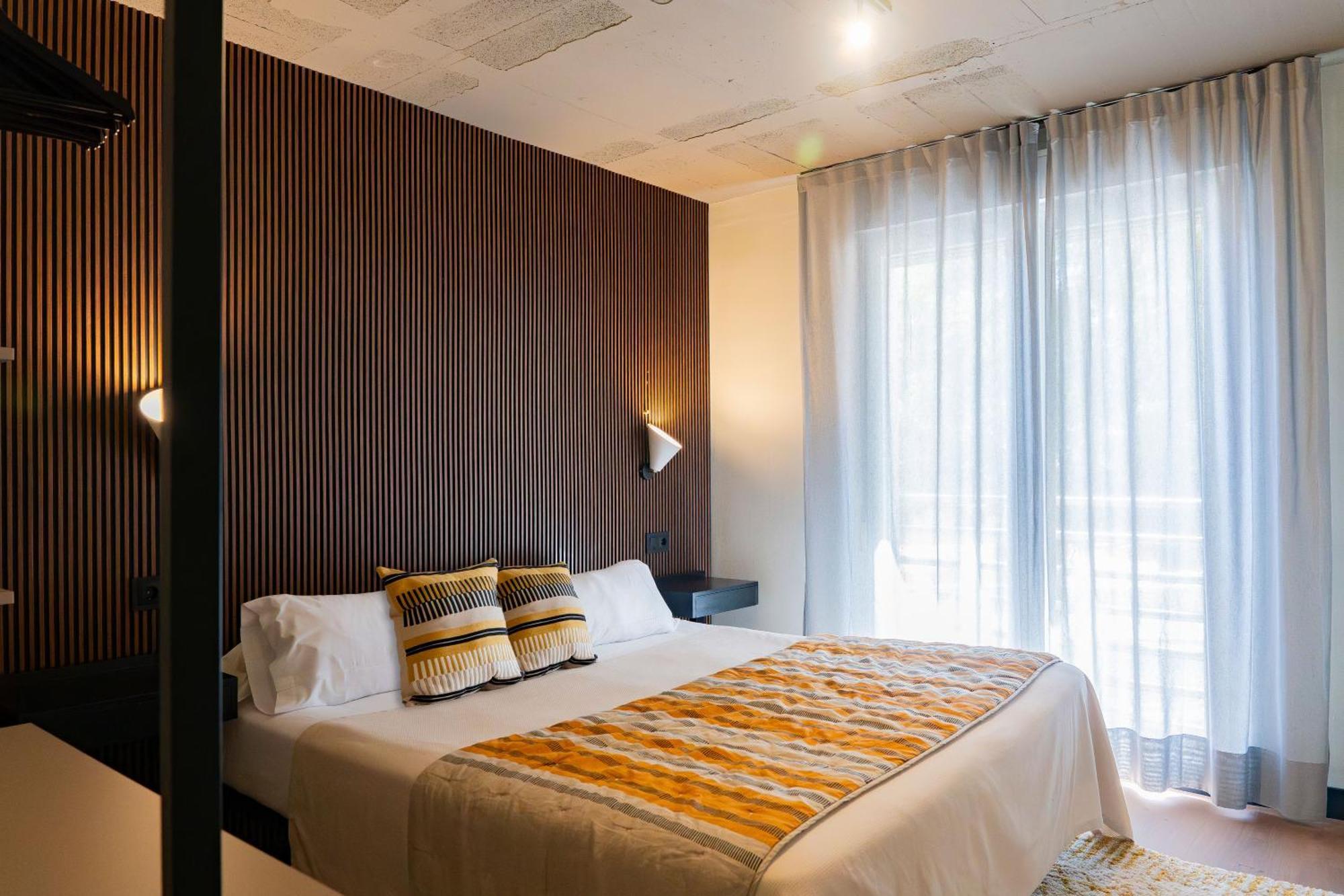 Bubu - Apartamentos En El Centro マラガ エクステリア 写真