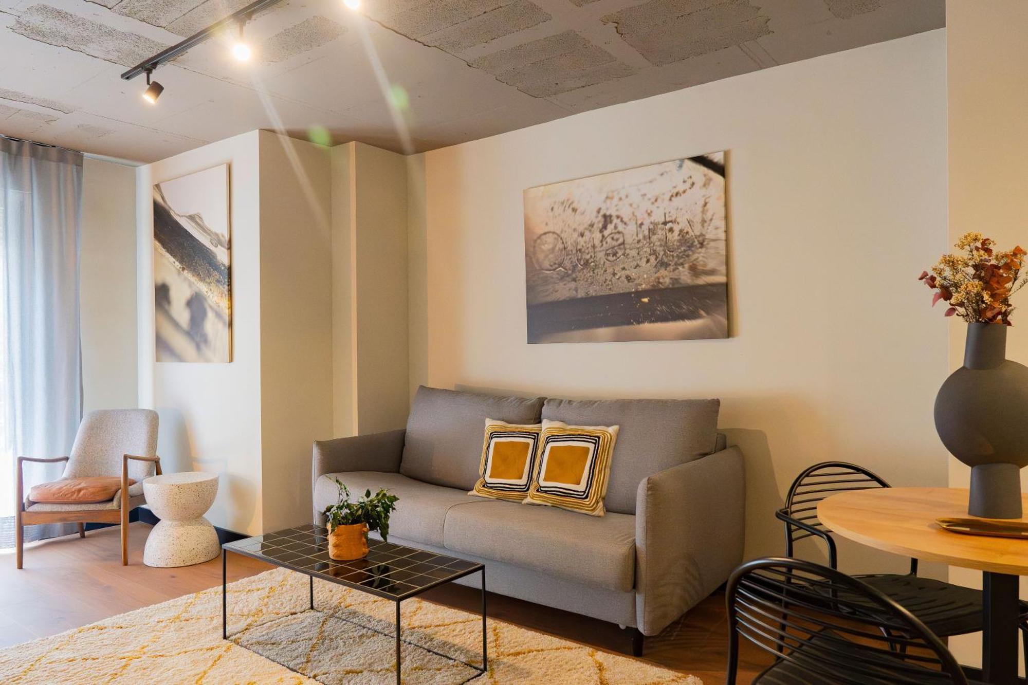 Bubu - Apartamentos En El Centro マラガ エクステリア 写真