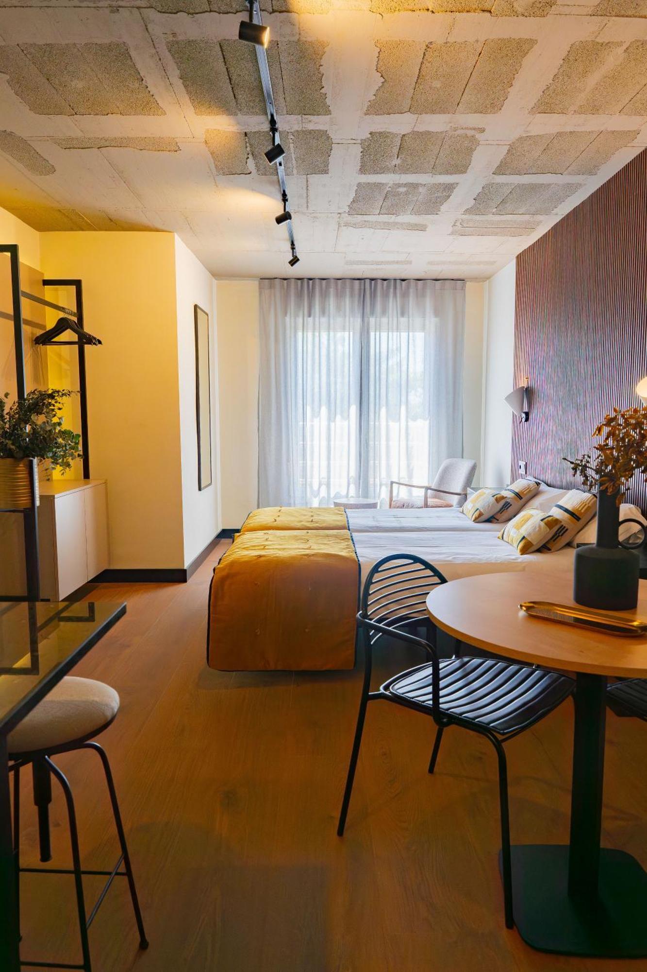 Bubu - Apartamentos En El Centro マラガ エクステリア 写真