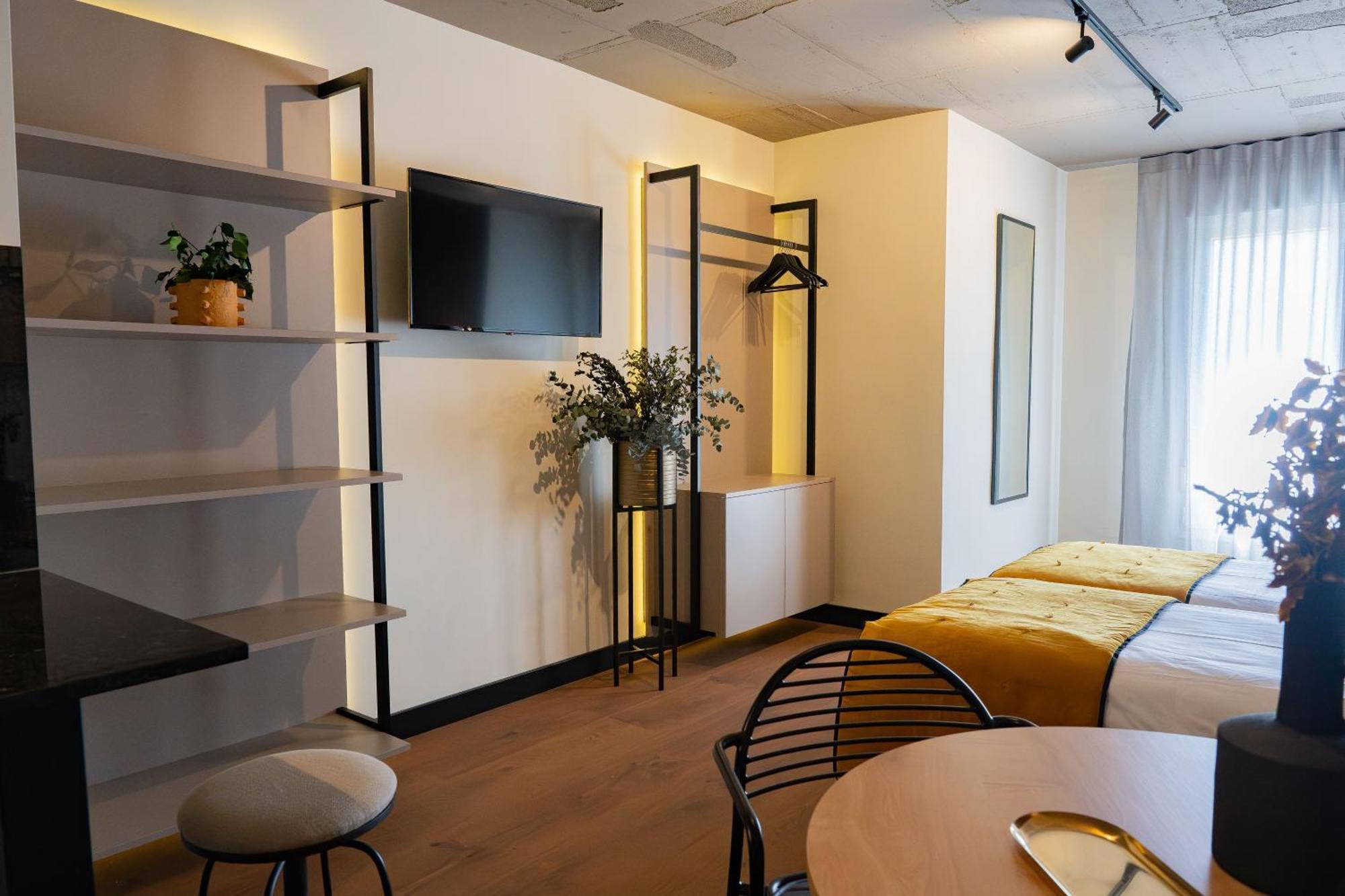 Bubu - Apartamentos En El Centro マラガ エクステリア 写真