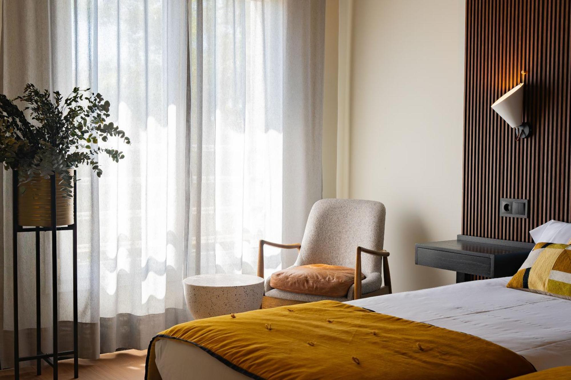 Bubu - Apartamentos En El Centro マラガ エクステリア 写真