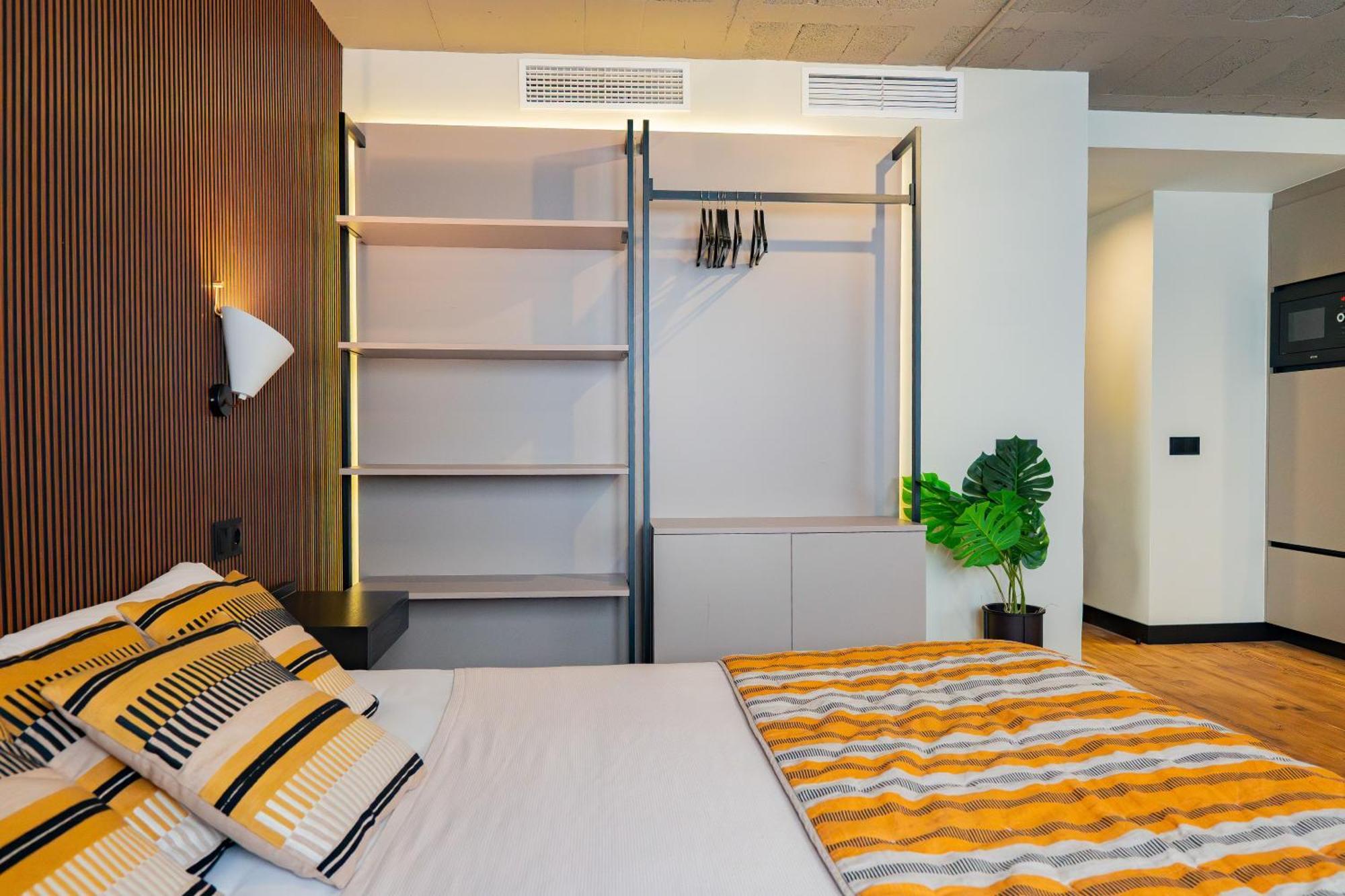 Bubu - Apartamentos En El Centro マラガ エクステリア 写真